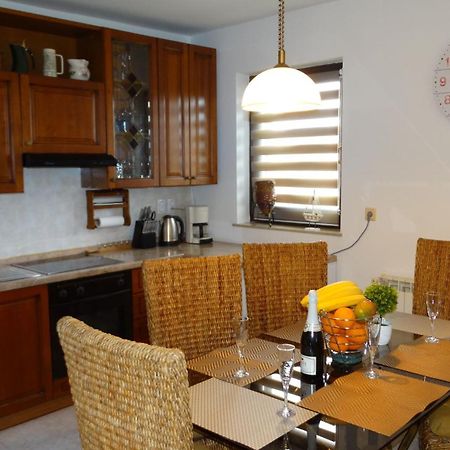 Almar Apartment Jusici Ngoại thất bức ảnh