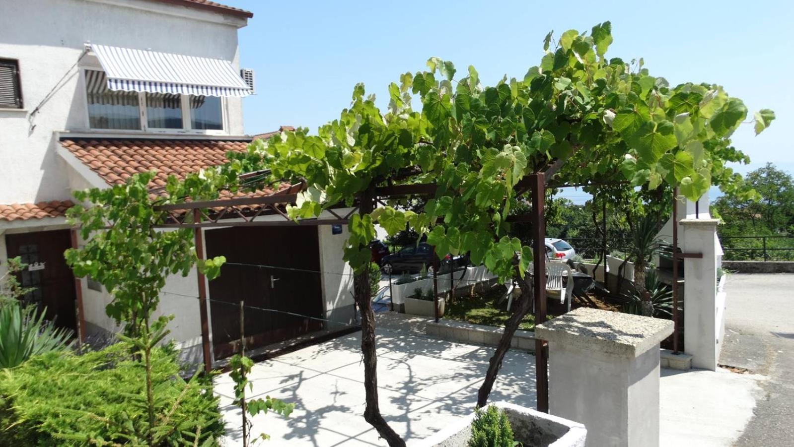 Almar Apartment Jusici Ngoại thất bức ảnh